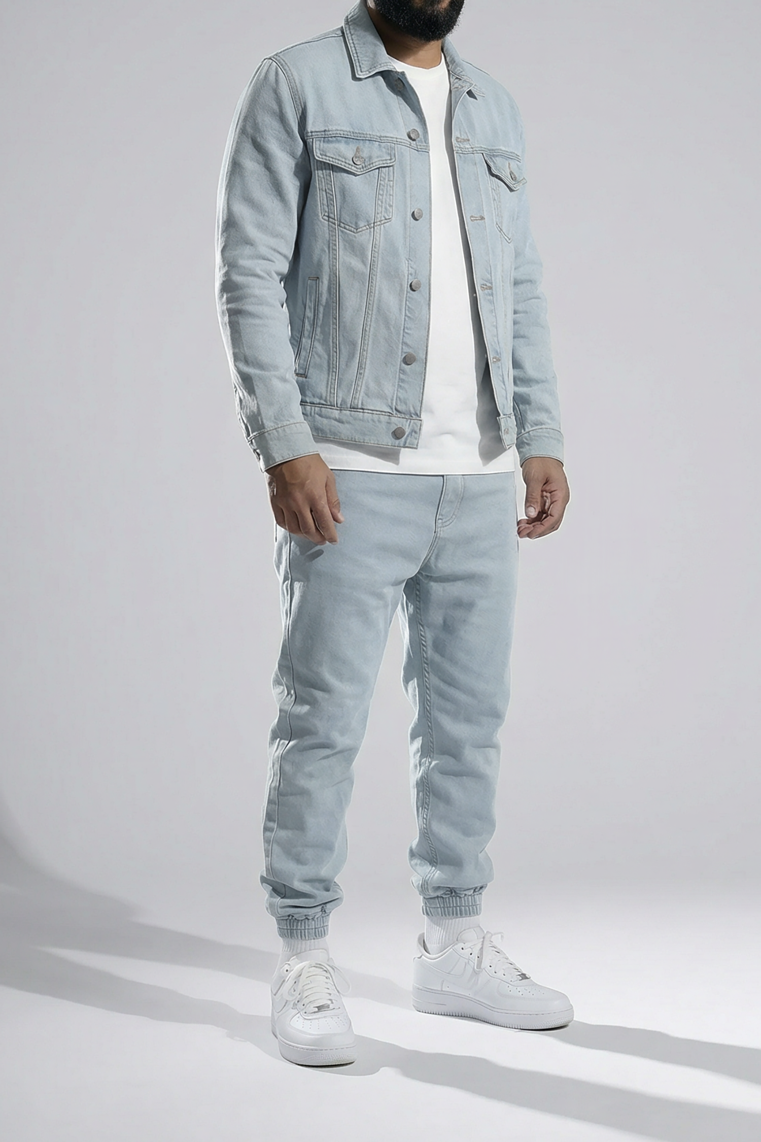 NIL – Jogpant Denim – Bleach