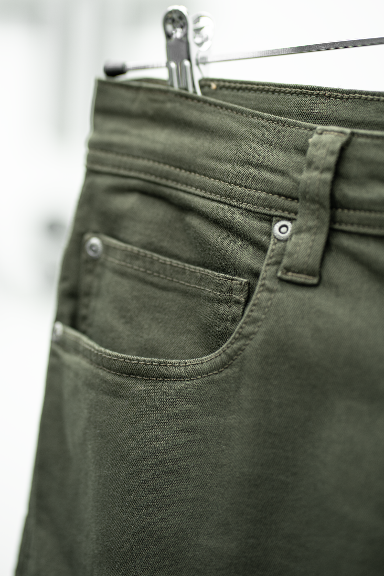 Pantalon jogpant Chevy - kaki