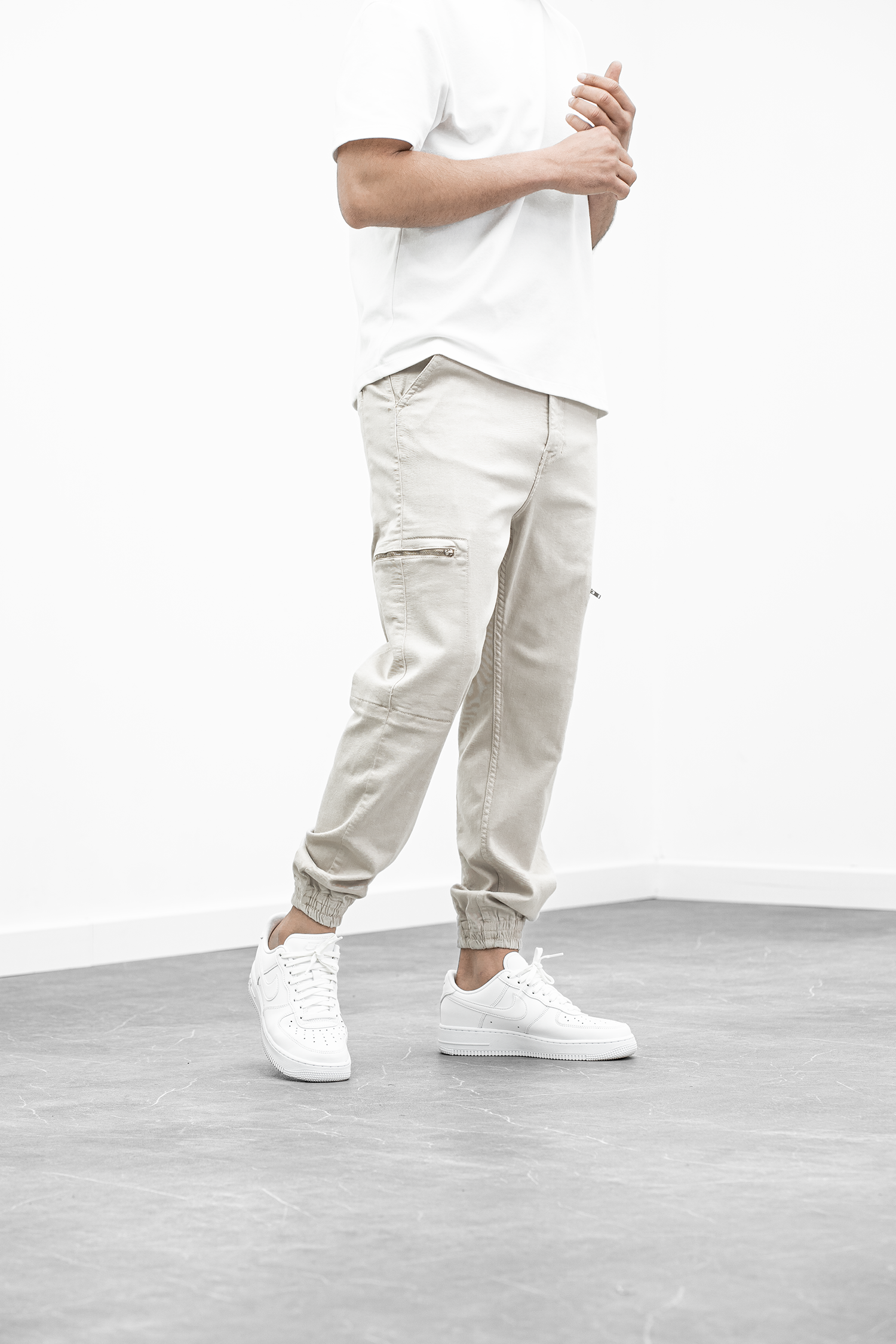 Pantalon jogpant cargo Ezon - crème