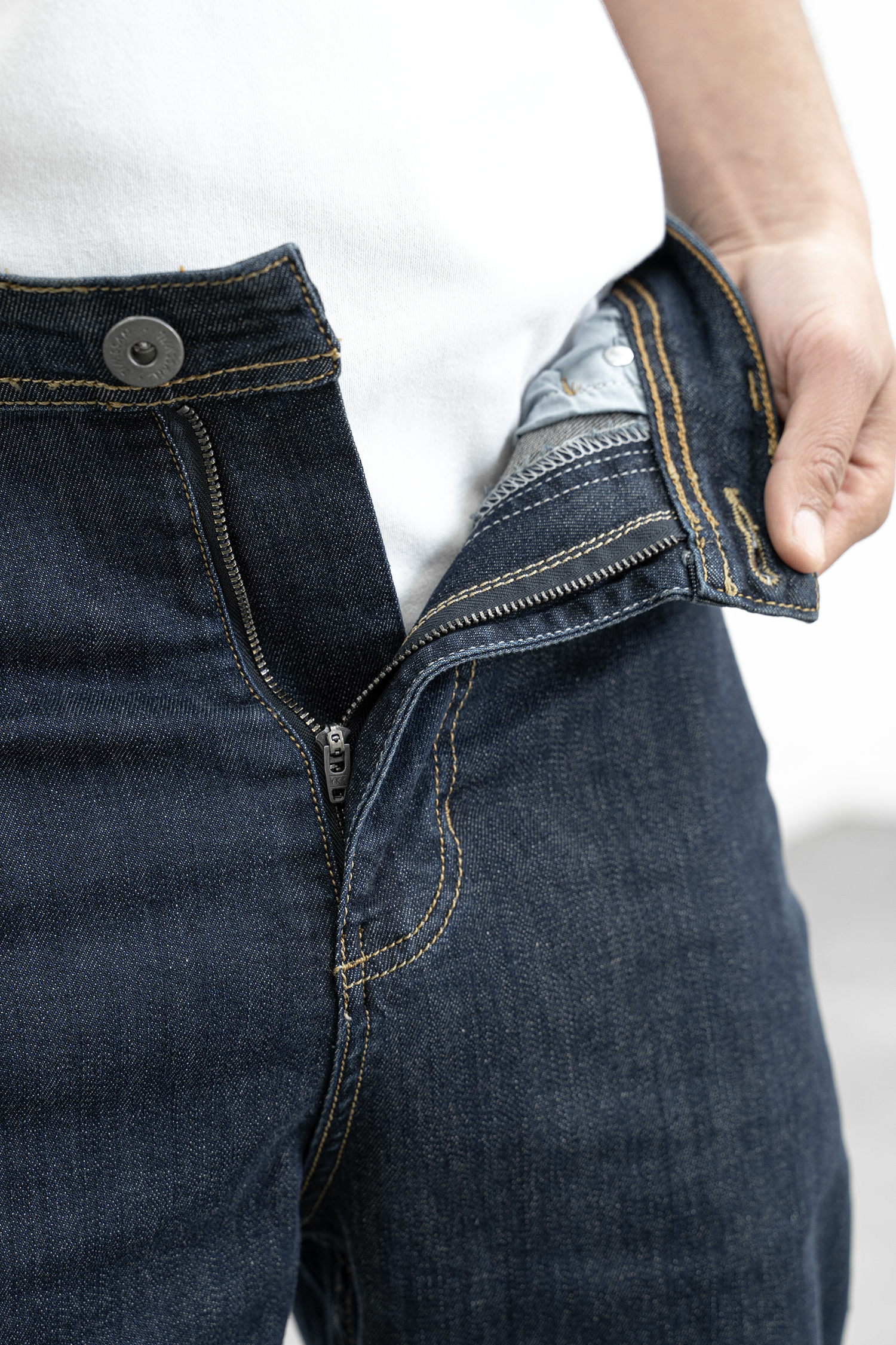 LOM – Jogpant Denim – Brut